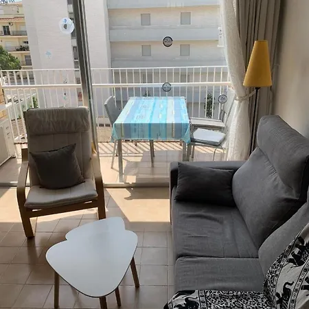 Apartamento Pour 4 Personnes A 2 Pas De La Roses