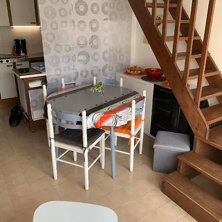 Pour 4 Personnes A 2 Pas De La *