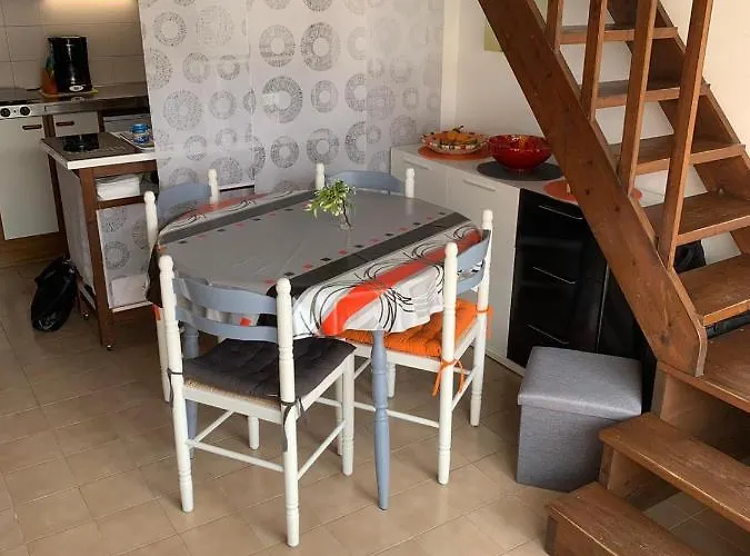 Pour 4 Personnes A 2 Pas De La *